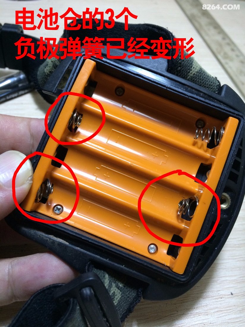 头灯超级高温手都烫起泡了
