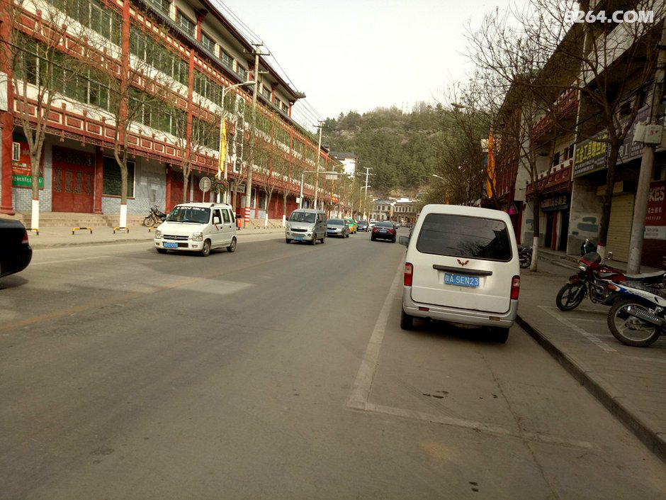 黄陵县地处陕北能源重化工区与关中高新技术产业区交汇地带,包茂高速