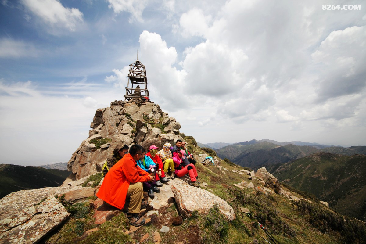 最美的遇见贺兰山主峰敖包疙瘩
