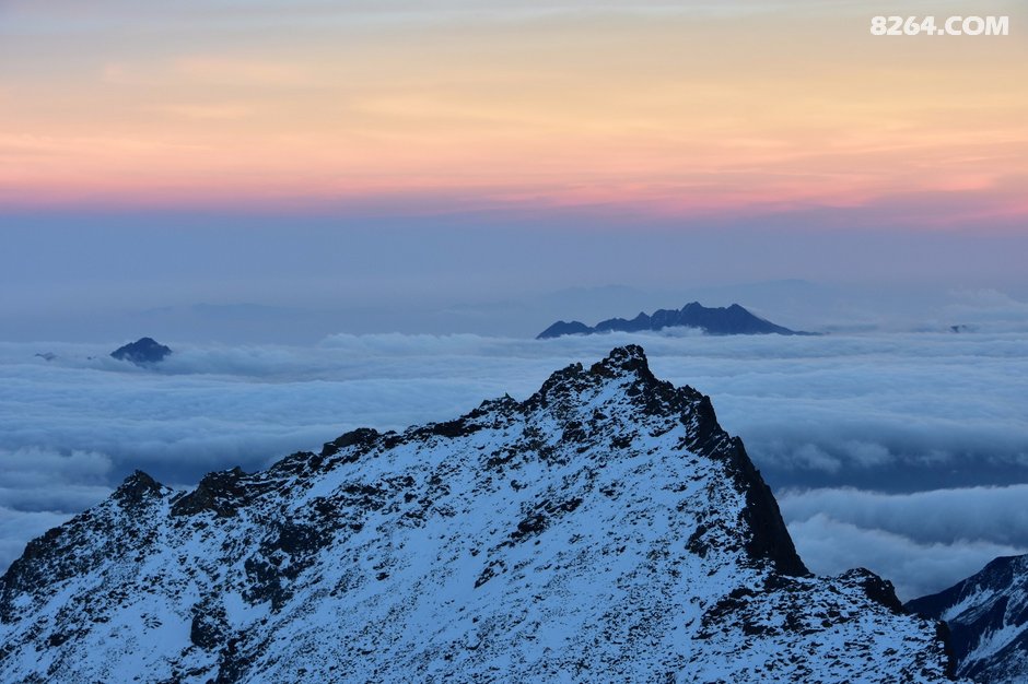 中山峰丨四川第二高峰攀登记行走在冰川天堂