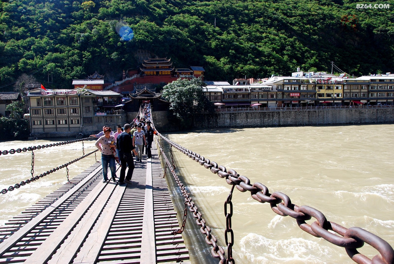 大渡河上铁索桥