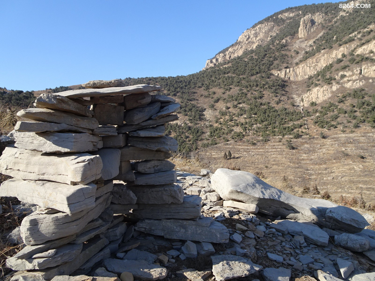 登蒙阴顶子感受站石奇观