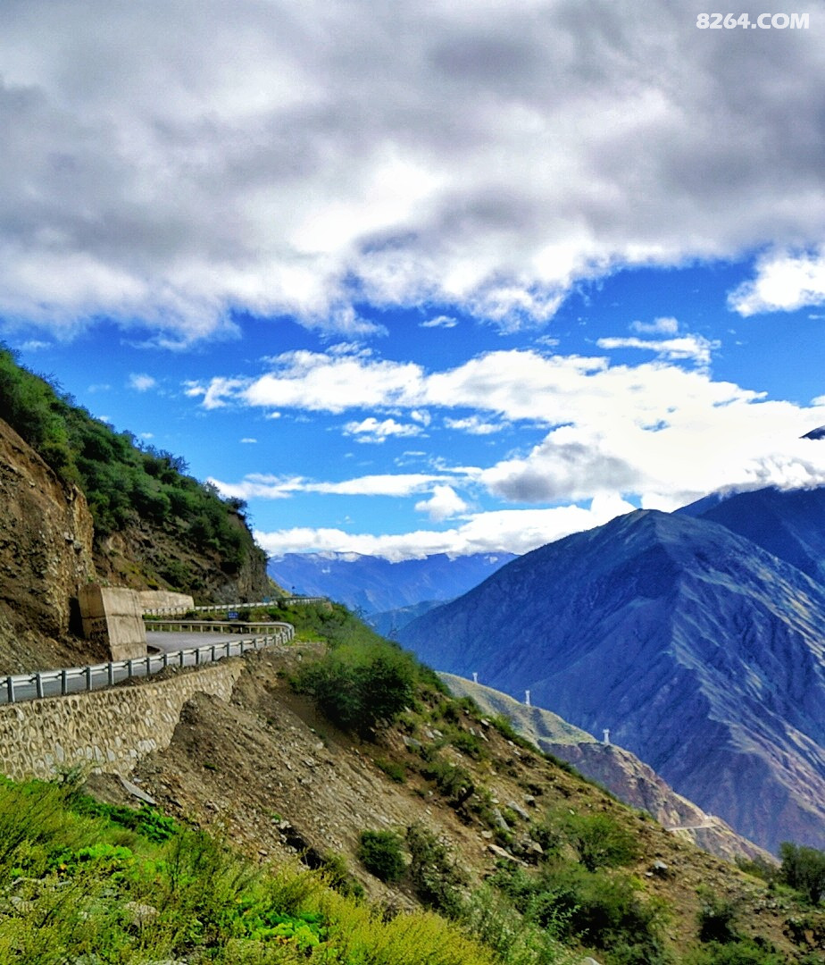 穿越山水画卷的318国道成都米堆冰川墨脱拉萨珠峰大本营川藏美景