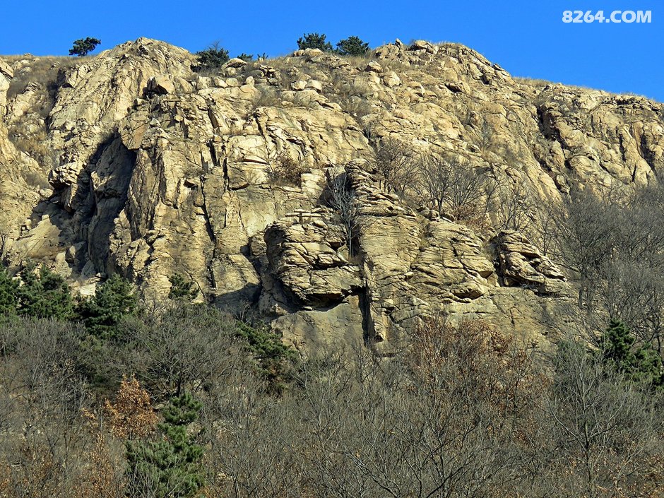 虎头崖南部悬崖