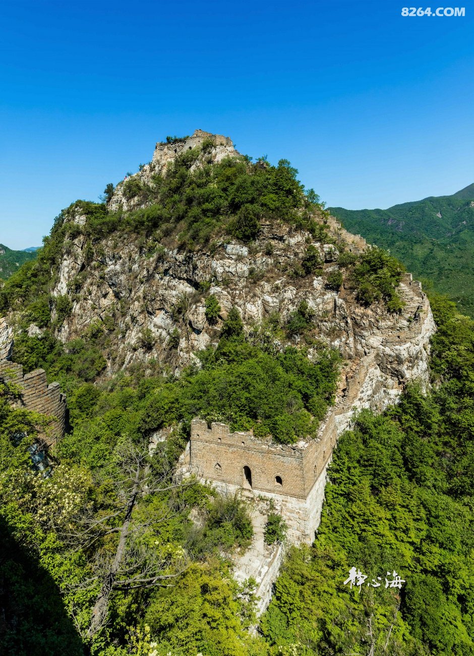 doll 发表于 2018-4-21 14:24南方狗表示还没去过长城呢,楼主再楞点