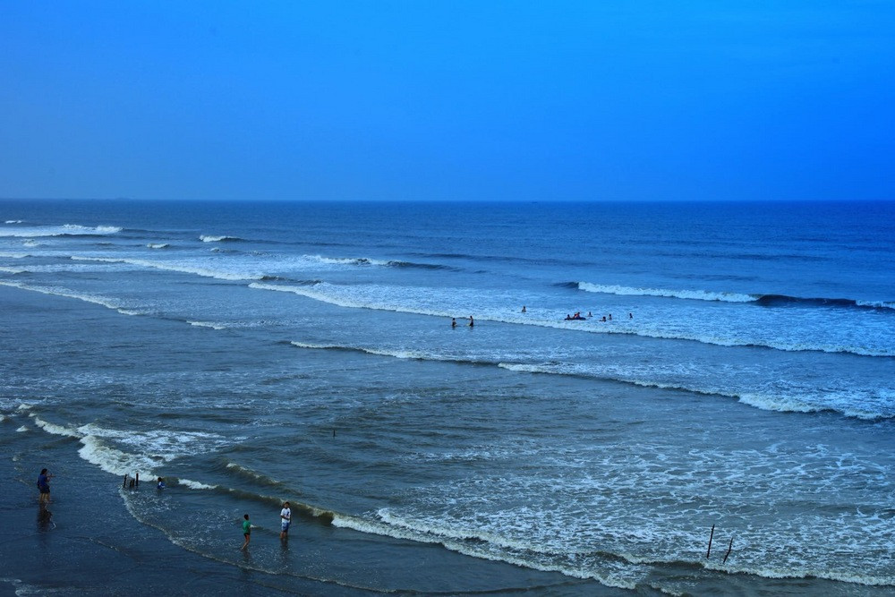 南澳海滩位于长乐机场附近,福州自驾40分钟车程,这里的海湾,人少,空气