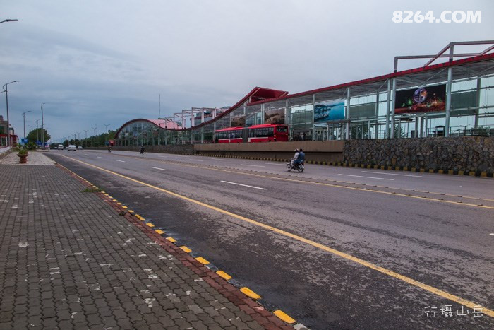 2K220170802__5619.jpg