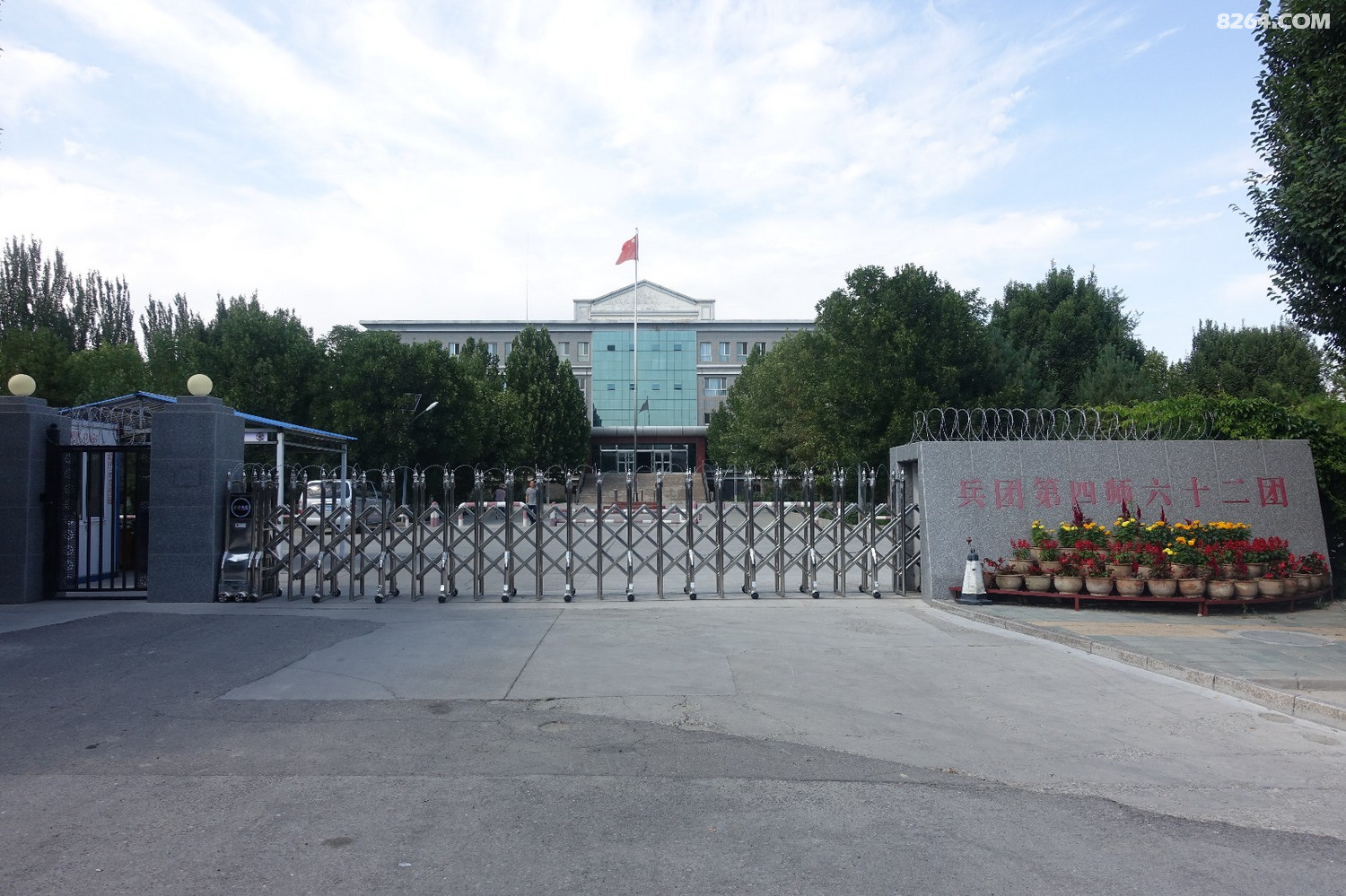 距霍尔果斯约5公里的农四师六十二团.