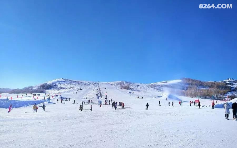 元旦c线--十堰武当国际滑雪场不限时滑雪,泡温泉两日活动(两次不限时