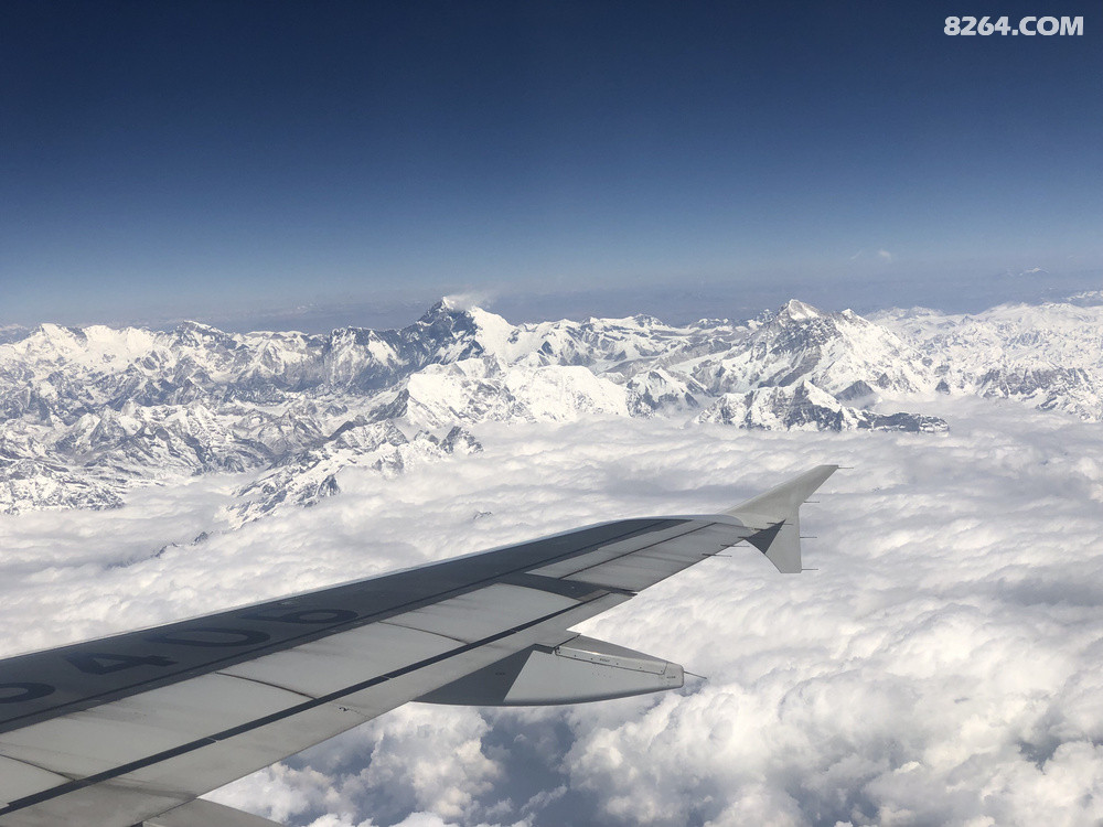 飞机上面看见的珠穆朗玛峰