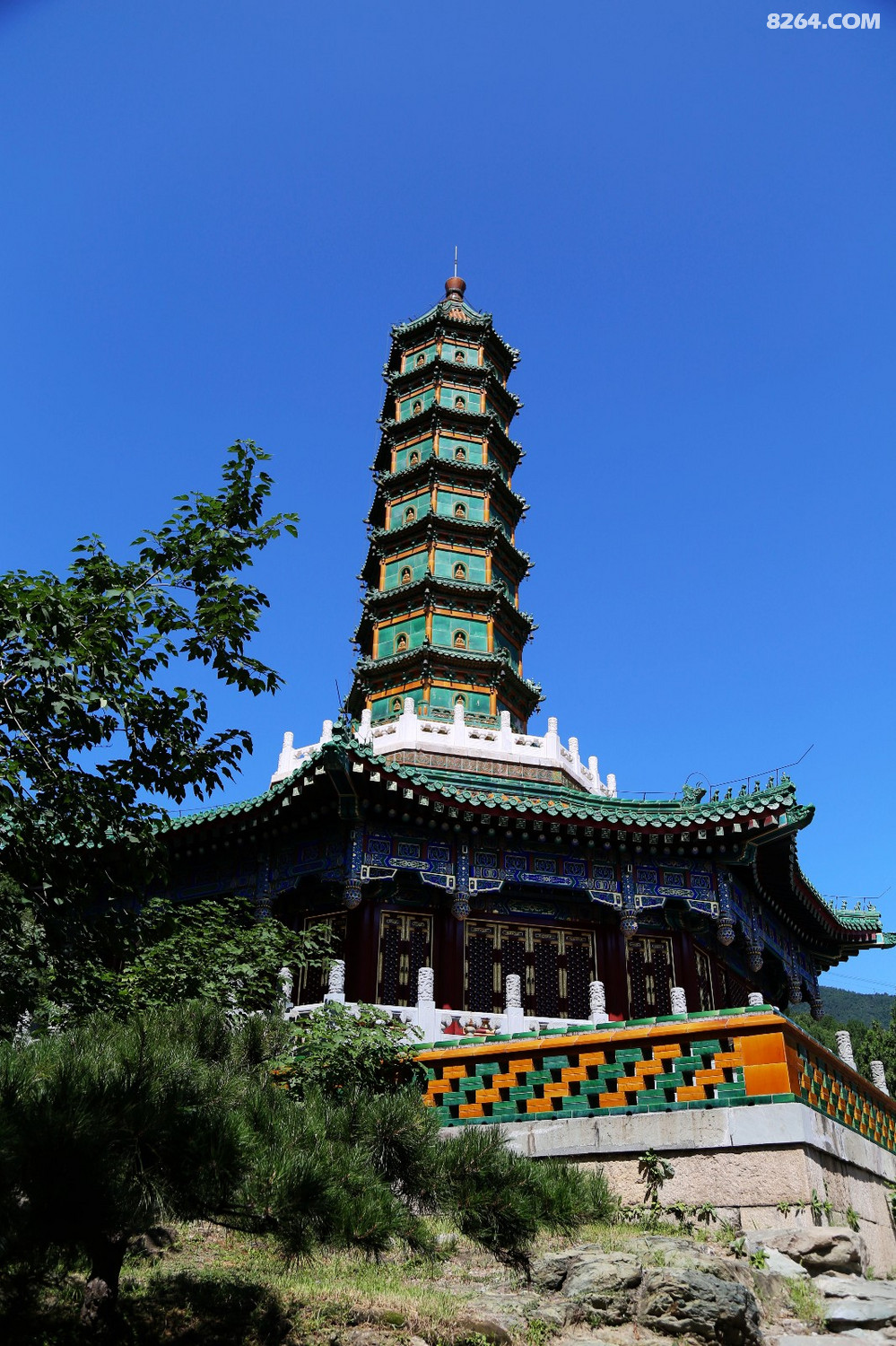 琉璃万寿塔宗镜大昭庙