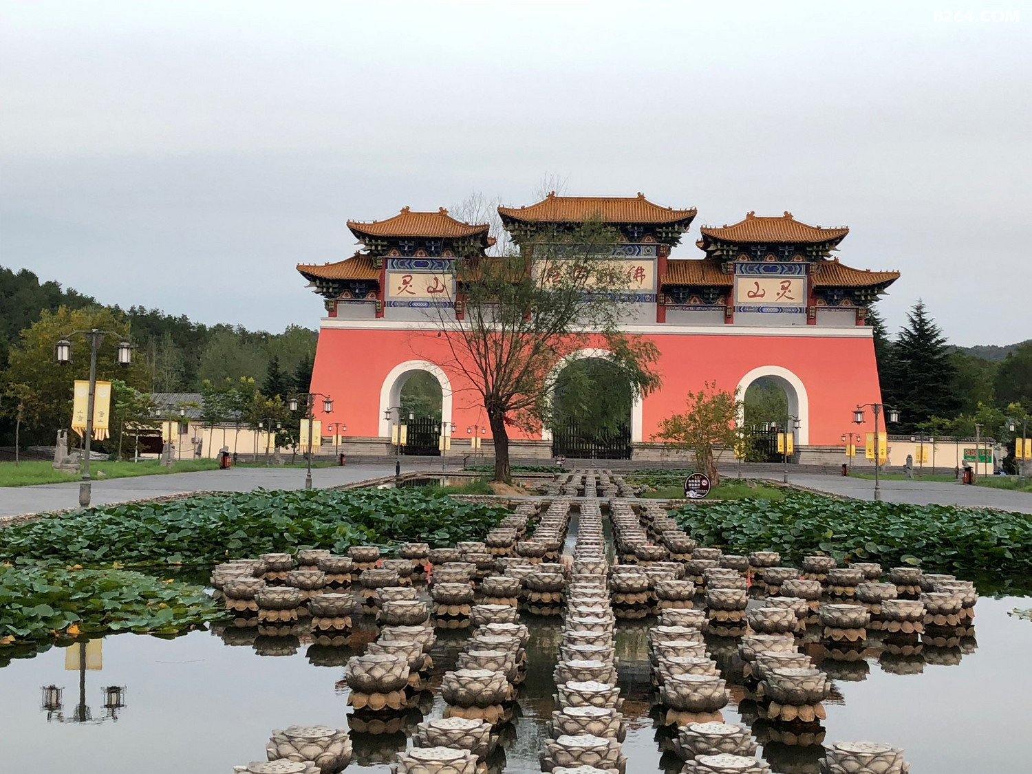 中秋节强穿河南灵山景区