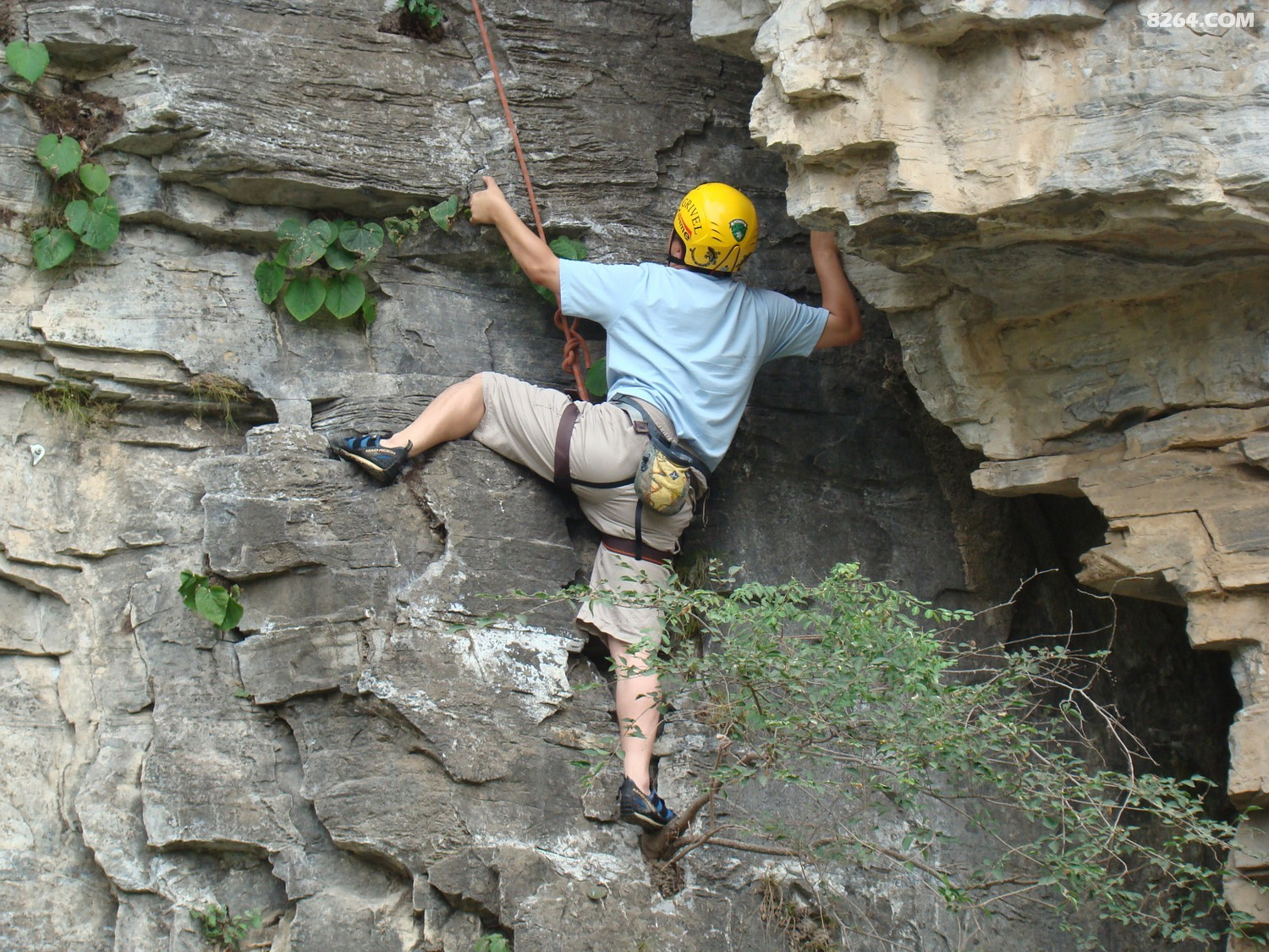 20090711攀岩可以大人小孩齐上阵