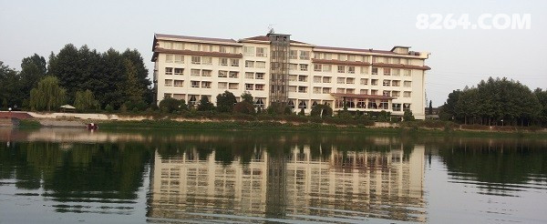 Astara-Espinas-Hotel-9.jpg