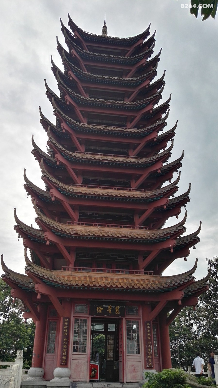 2019年6月30日徒步观光重庆照母山