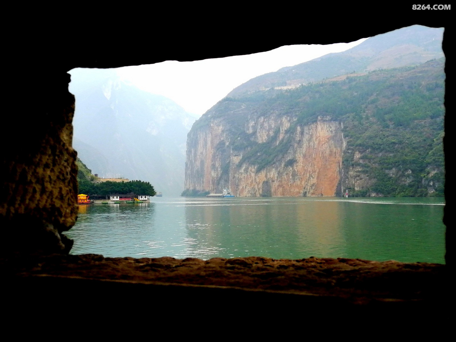 游览三峡白帝城