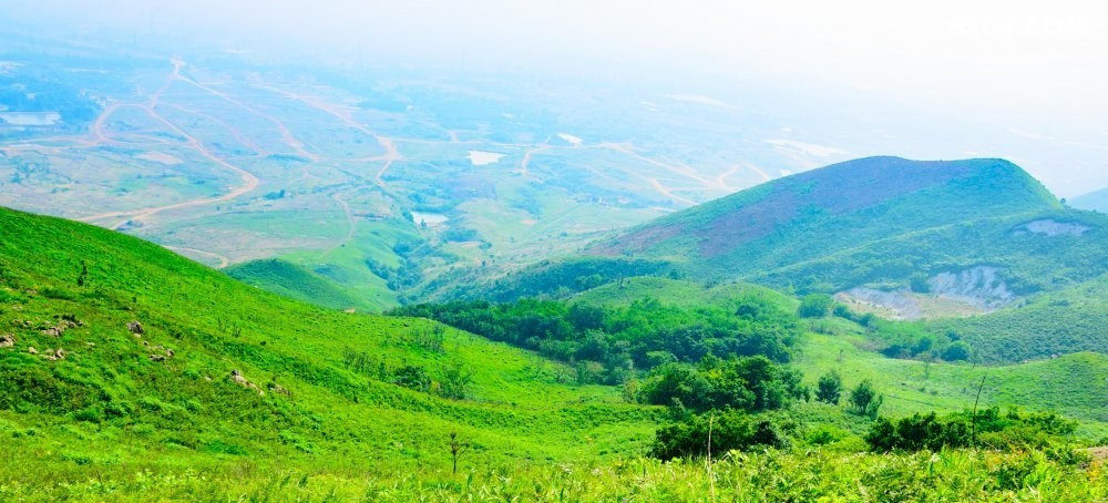 南京户外驴友拉练圣地汤山九连尖九峰连穿徒步南京小武功山赏高山草甸