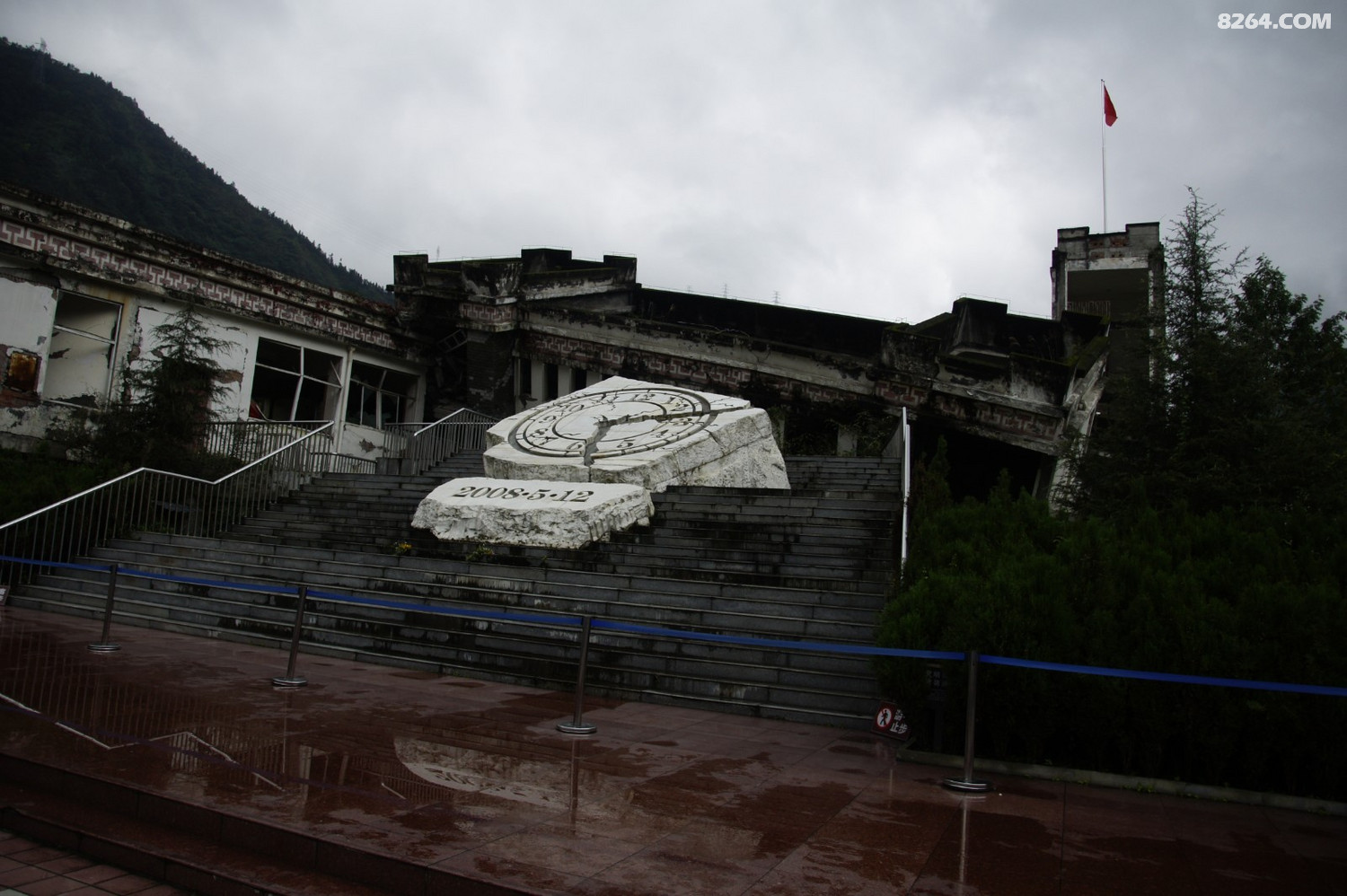 映秀漩口中学地震遗址