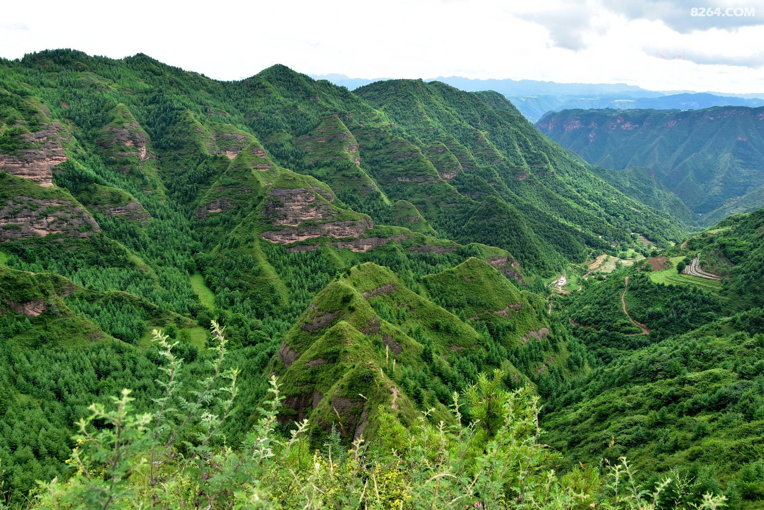 携友人游西和八峰崖