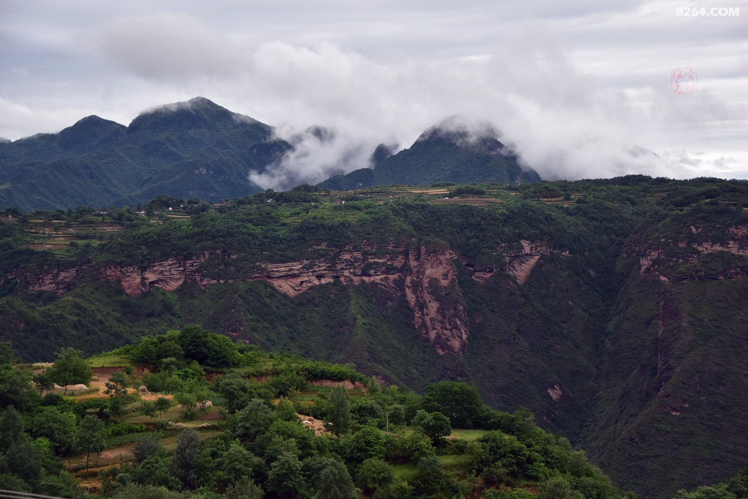 白云映衬下的大山风光 - 第1页 - 甘肃 - 8264户外