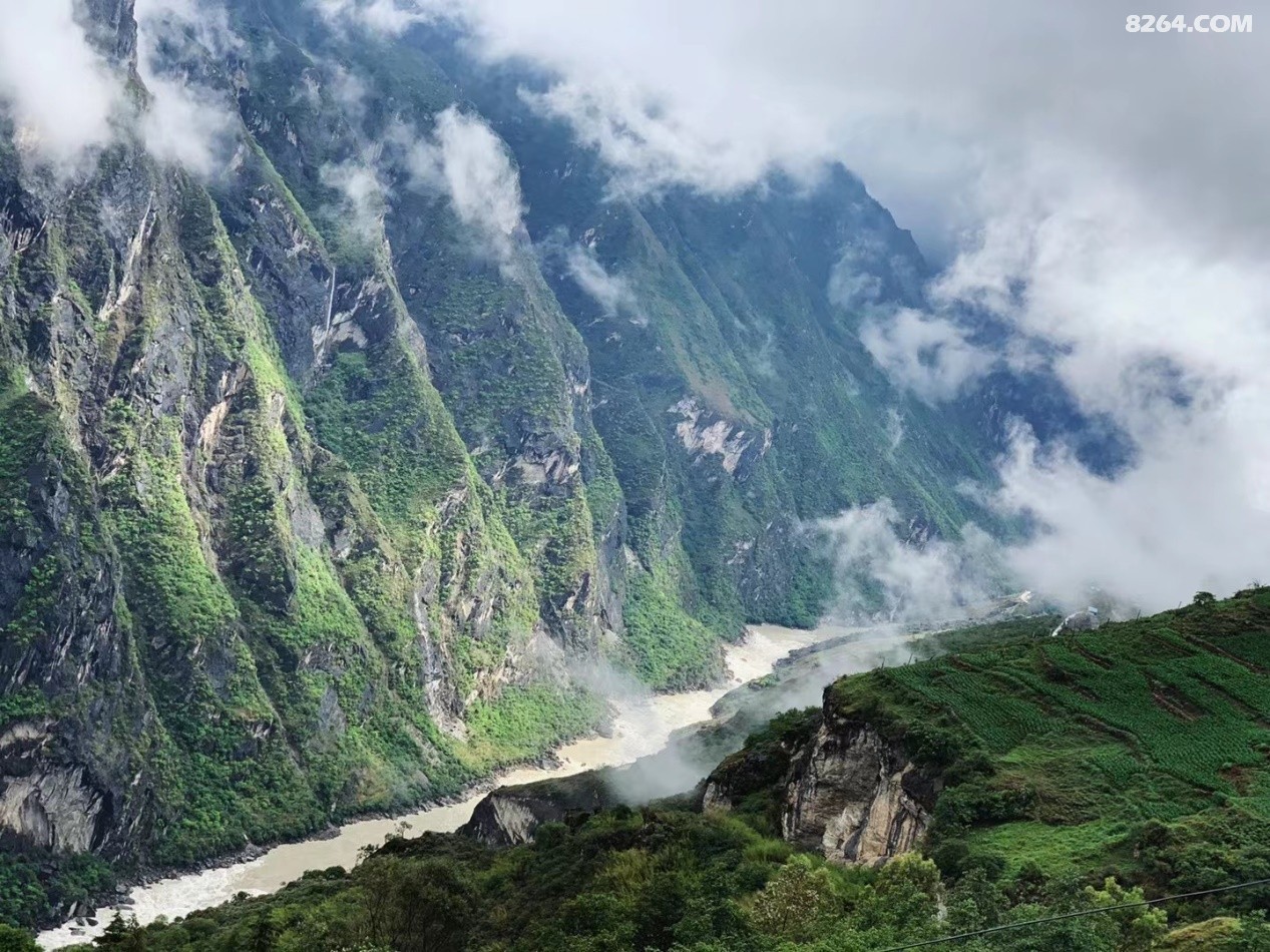 徒步虎跳峡附带攻略