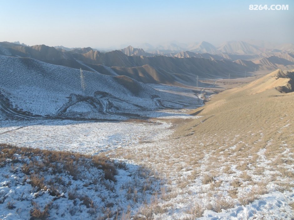 初冬荒山秃岭行