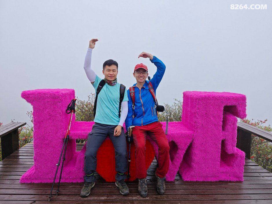 雾里看花广场舞 034002bulxx8d62mnne596.jpg!t3w825h0