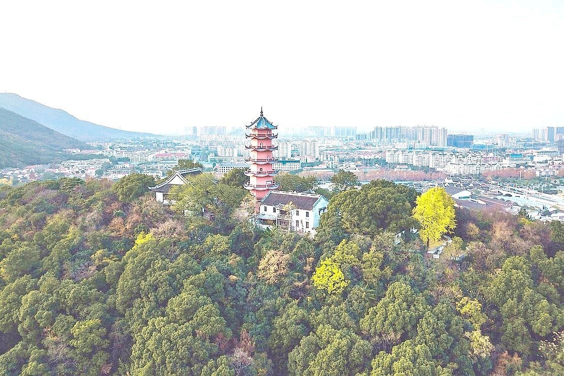 CoUBYGGqCnmAO9svAAh51uimIkM045.jpg