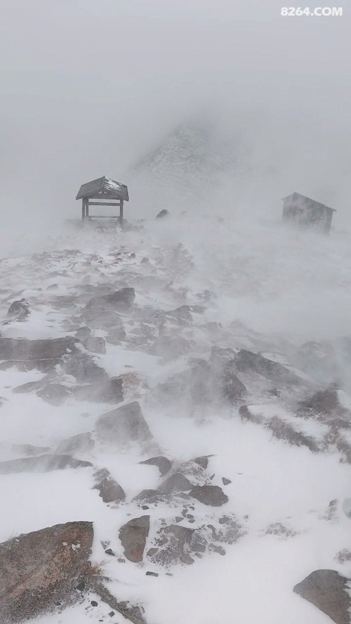 041351a1cbjaw8j2892b15 - 徒步登山 穿越攀岩 雪山步道 户外路线 在野 去没有天花板的地方