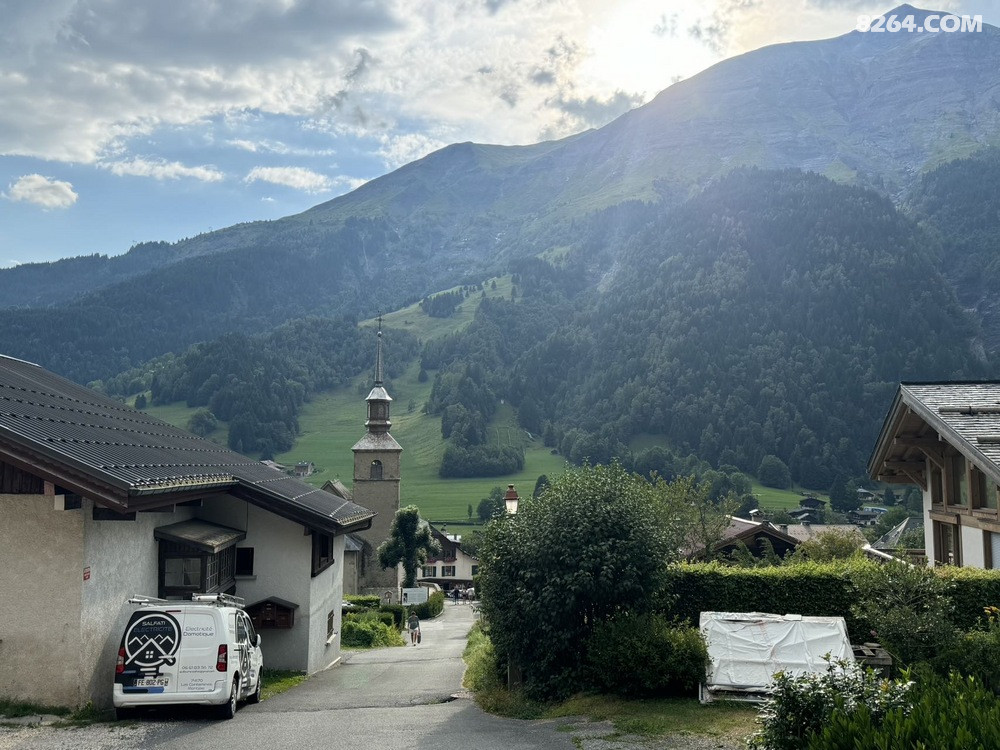 Les Contaminez