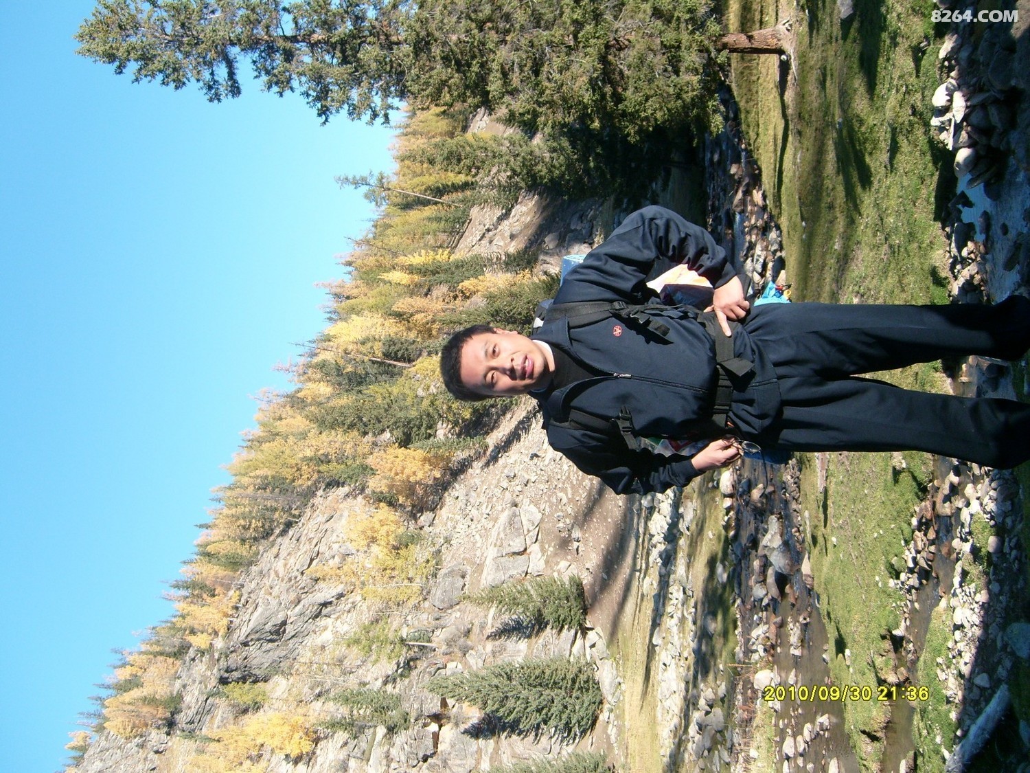 S7301187.JPG
