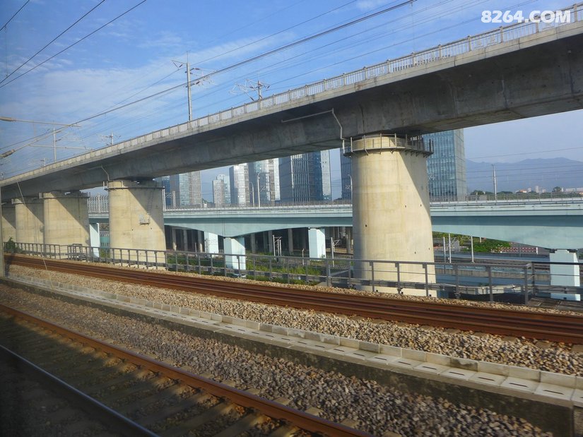 094201c9w4lhqb5it8gt5l - 目的地推荐 小众冷门 古镇海岛 草原沙漠 在野 去没有天花板的地方
