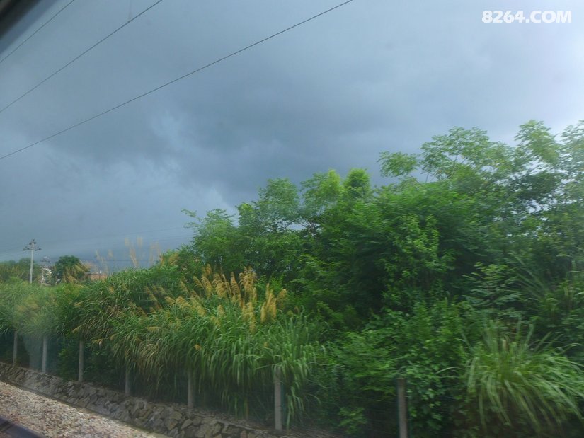 083125o6edva442u9j22du - 目的地推荐 小众冷门 古镇海岛 草原沙漠 在野 去没有天花板的地方