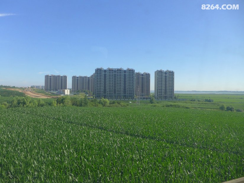 130802iyszmfrezch2s4g2 - 目的地推荐 小众冷门 古镇海岛 草原沙漠 在野 去没有天花板的地方