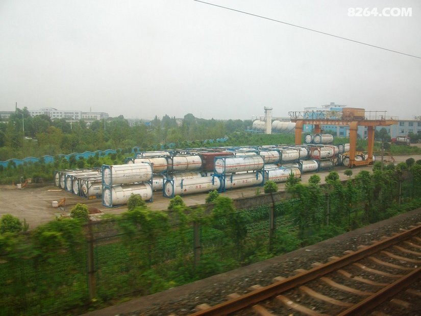 044509mv8530d327pa8tdz - 旅行杂谈 文化历史 民俗人文 交通贴士 在野 去没有天花板的地方