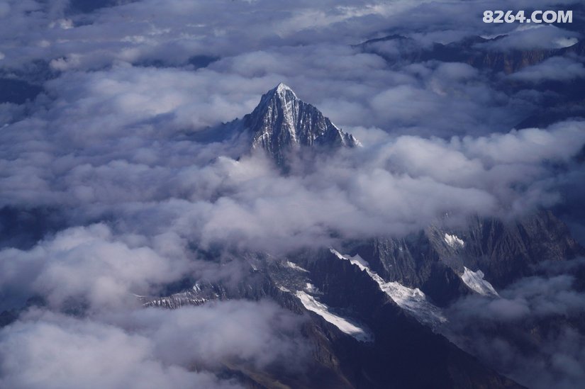 1009120l4ve97o5491bfr9 - 徒步登山 穿越攀岩 雪山步道 户外路线 在野 去没有天花板的地方