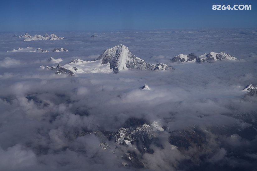 100939qg7n7al6jzi2vzf5 - 徒步登山 穿越攀岩 雪山步道 户外路线 在野 去没有天花板的地方