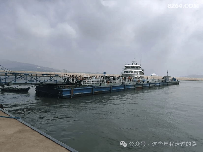 082733b082k7n8k9df0whz - 旅行杂谈 文化历史 民俗人文 交通贴士 在野 去没有天花板的地方