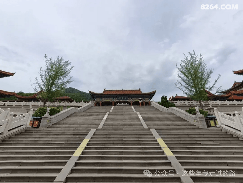 125555u2sc5tdr7m4i8ps0 - 旅行杂谈 文化历史 民俗人文 交通贴士 在野 去没有天花板的地方