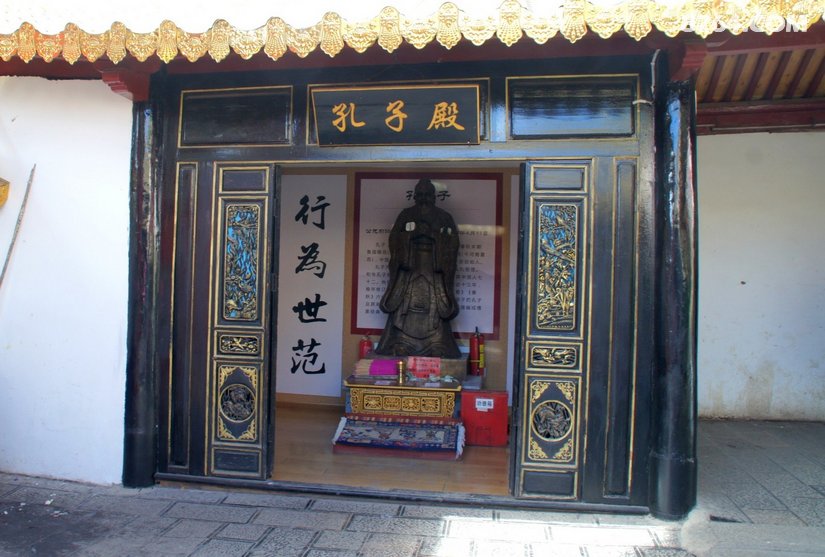 224823b0dda1hcnjkwm7em - 旅行杂谈 文化历史 民俗人文 交通贴士 在野 去没有天花板的地方