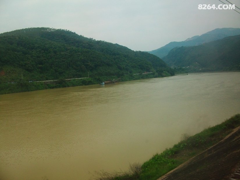 173824nn2co68buywgndcv - 旅行杂谈 文化历史 民俗人文 交通贴士 在野 去没有天花板的地方