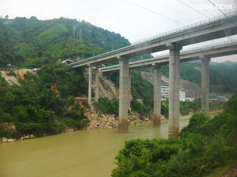 003346hmr02i3kl8mvg520 - 旅行杂谈 文化历史 民俗人文 交通贴士 在野 去没有天花板的地方