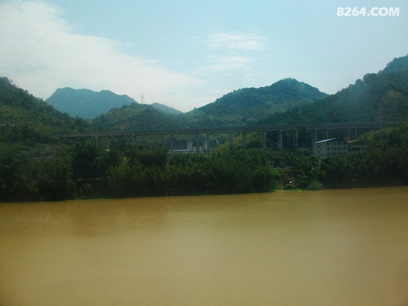 024914e1563n38irm0ibti - 旅行杂谈 文化历史 民俗人文 交通贴士 在野 去没有天花板的地方