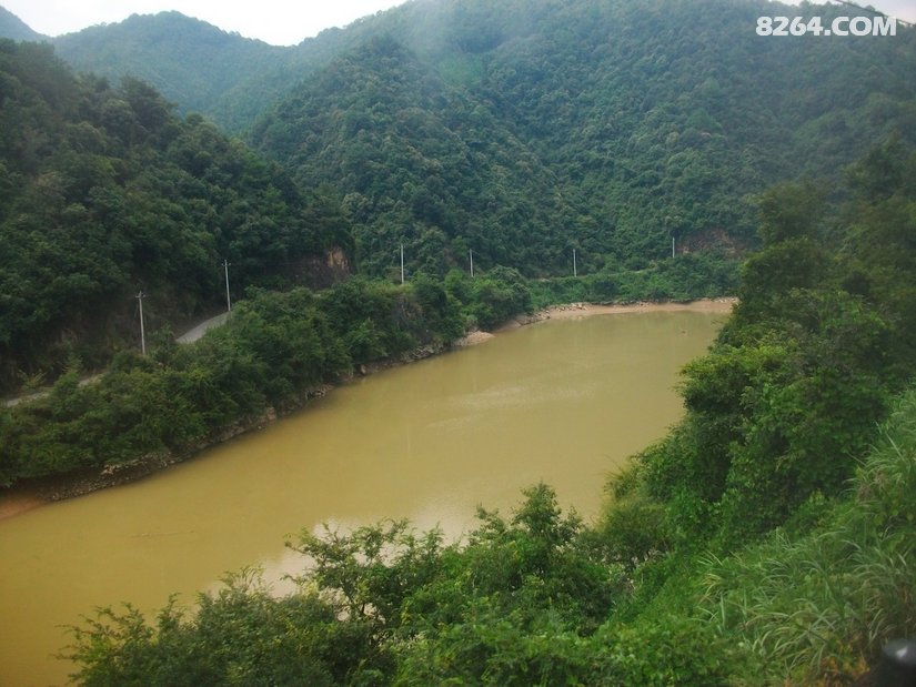 0346298hwmhbr3i2gtunot - 旅行杂谈 文化历史 民俗人文 交通贴士 在野 去没有天花板的地方