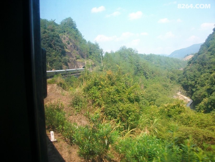 053416ap0490nkj7ivfh4t - 旅行杂谈 文化历史 民俗人文 交通贴士 在野 去没有天花板的地方