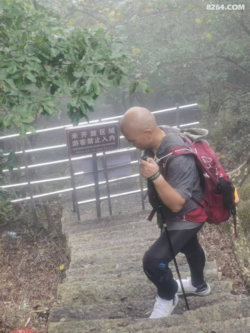 115347udclbqduaugdsp9h - 徒步登山 穿越攀岩 雪山步道 户外路线 在野 去没有天花板的地方