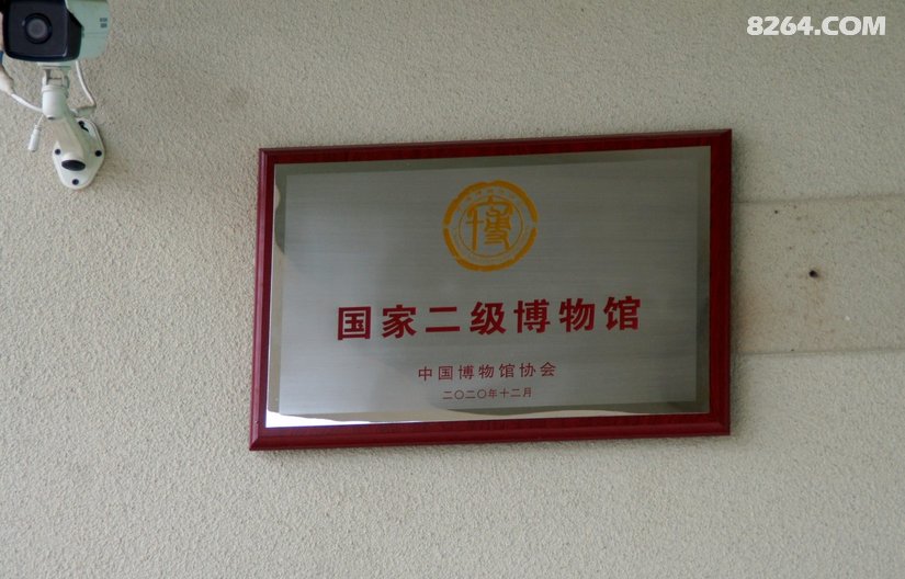 002706ead8fm36x67cnvje - 旅行杂谈 文化历史 民俗人文 交通贴士 在野 去没有天花板的地方