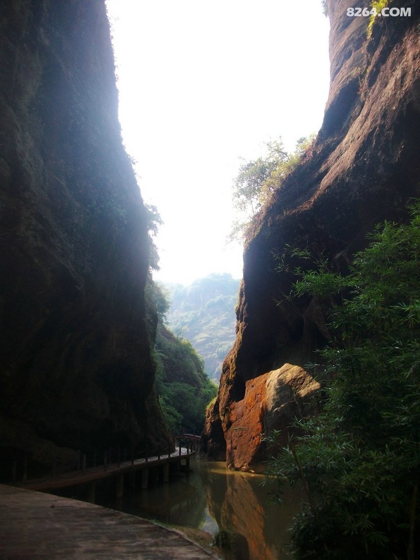 0654109j1ky4w6otg6b8b9 - 旅行杂谈 文化历史 民俗人文 交通贴士 在野 去没有天花板的地方