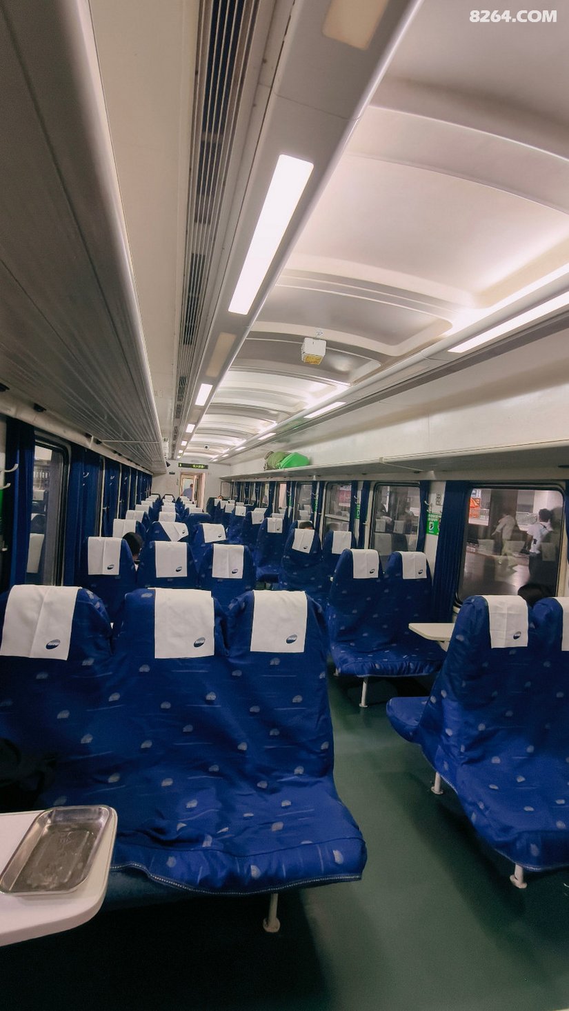 2219541zudcnfwo6shk061 - 目的地推荐 小众冷门 古镇海岛 草原沙漠 在野 去没有天花板的地方