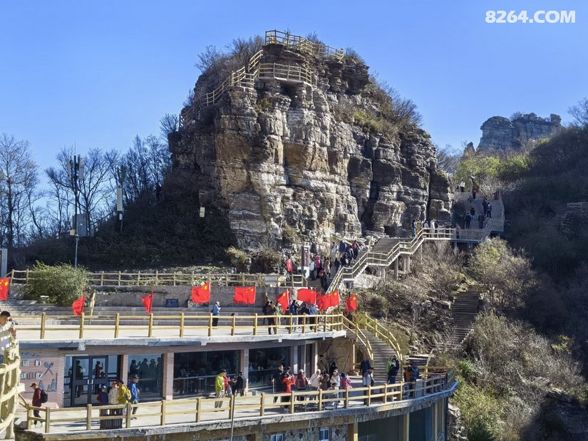 040334vi1enl4v4zvz7qk1 - 旅行杂谈 文化历史 民俗人文 交通贴士 在野 去没有天花板的地方